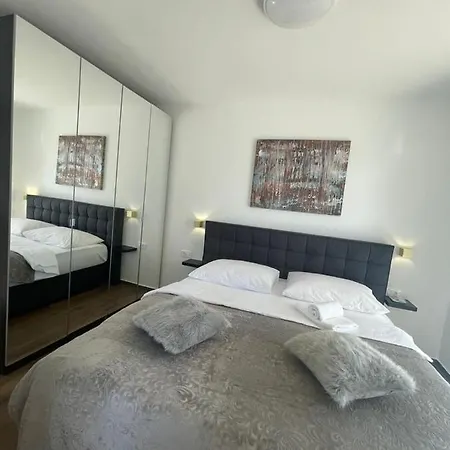Villa Pool House Roma *